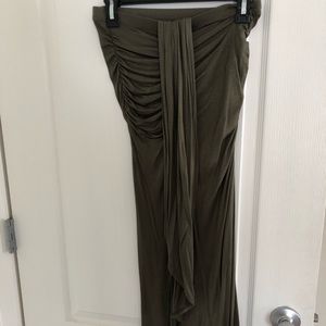 Maxi skirt with slit